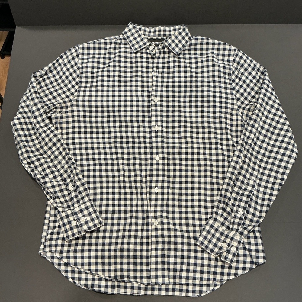 Bonobos Standard Fit Navy and White Gingham Button Down Shirt Men’s Medium